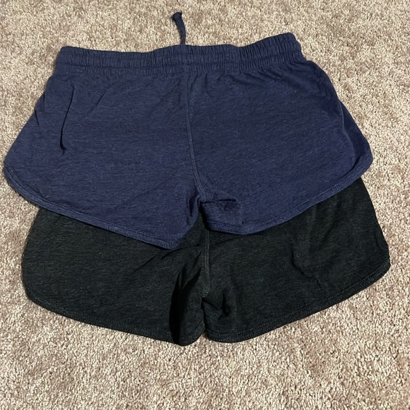 Women’s Active Shorts 2 Pack - Picture 3 of 6